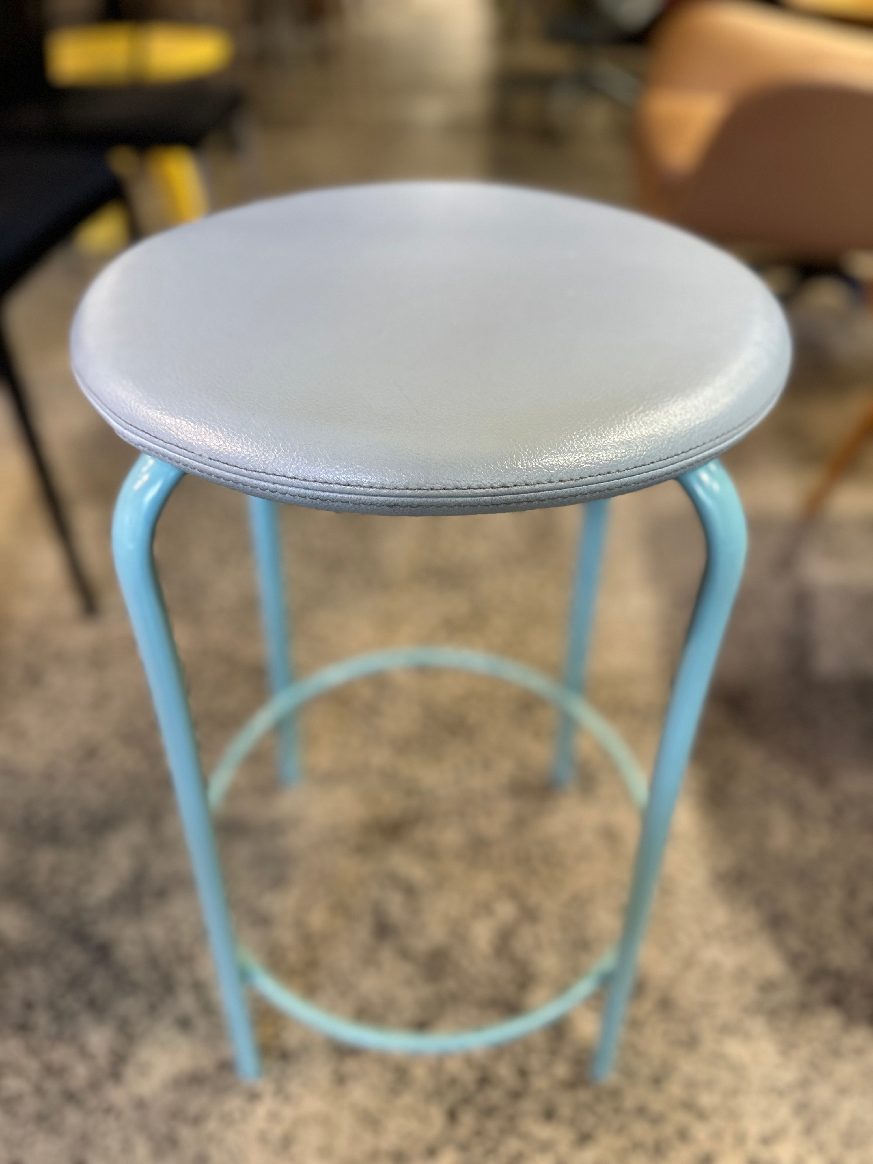 Frisbee Stool designed by Christian Halleröd for Kinnarps I Made in Sweden