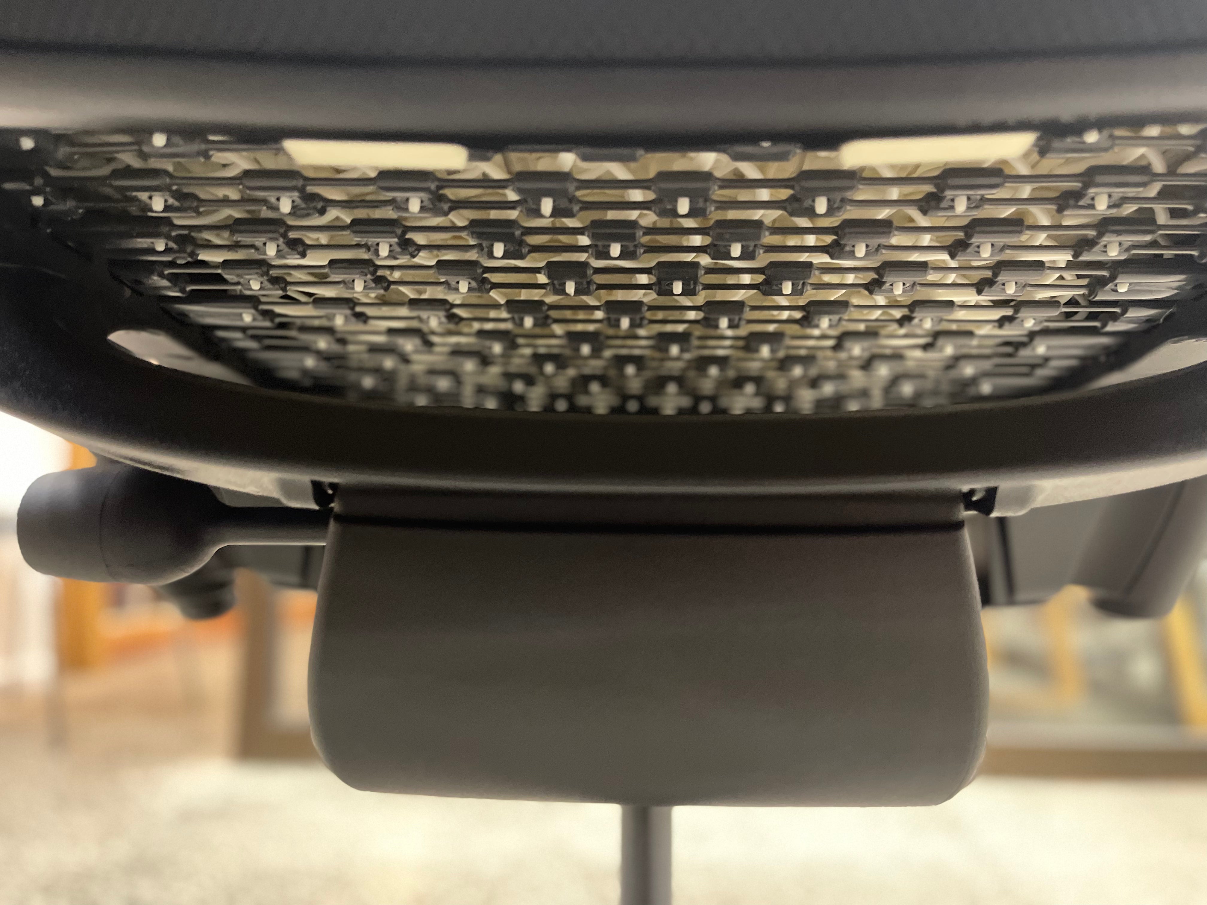 Original Herman Miller Embody Chair Aeron Chairs Designer Ergonomic Healthy Back Spine Lumber Support Adjustable Arms Seat Lumber Black Sale