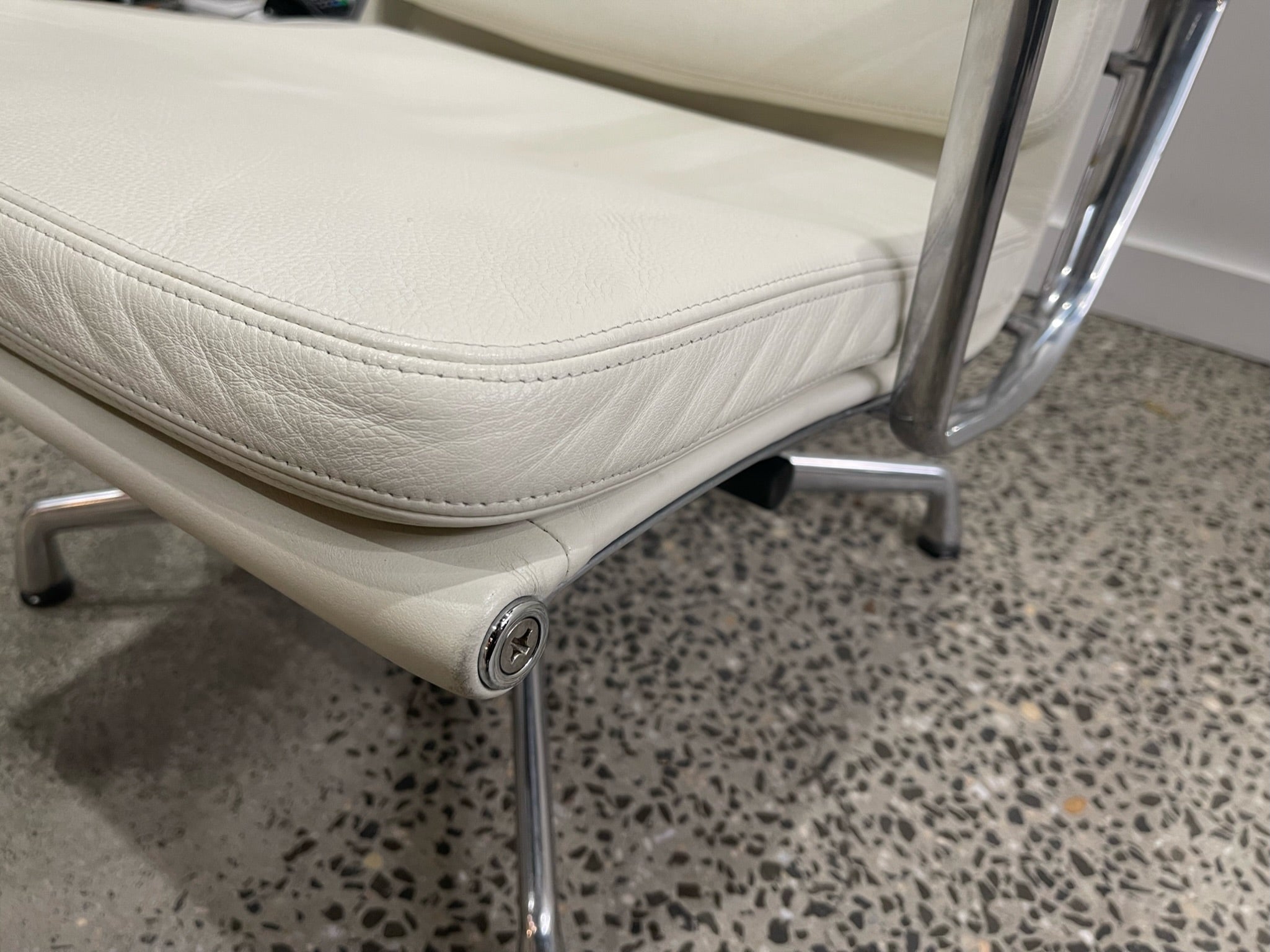 Original Vitra Eames Softpad Reclining Armchair EA222 Charles & Ray Eames 1969 MCM Authentic Made in Norway