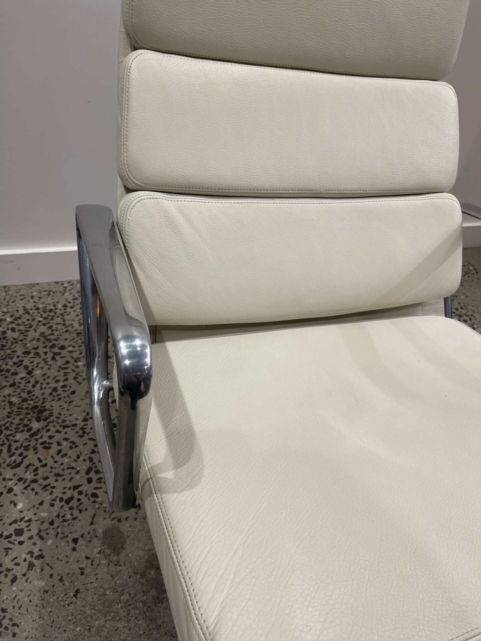 Original Vitra Eames Softpad Reclining Armchair EA222 Charles & Ray Eames 1969 MCM Authentic Made in Norway