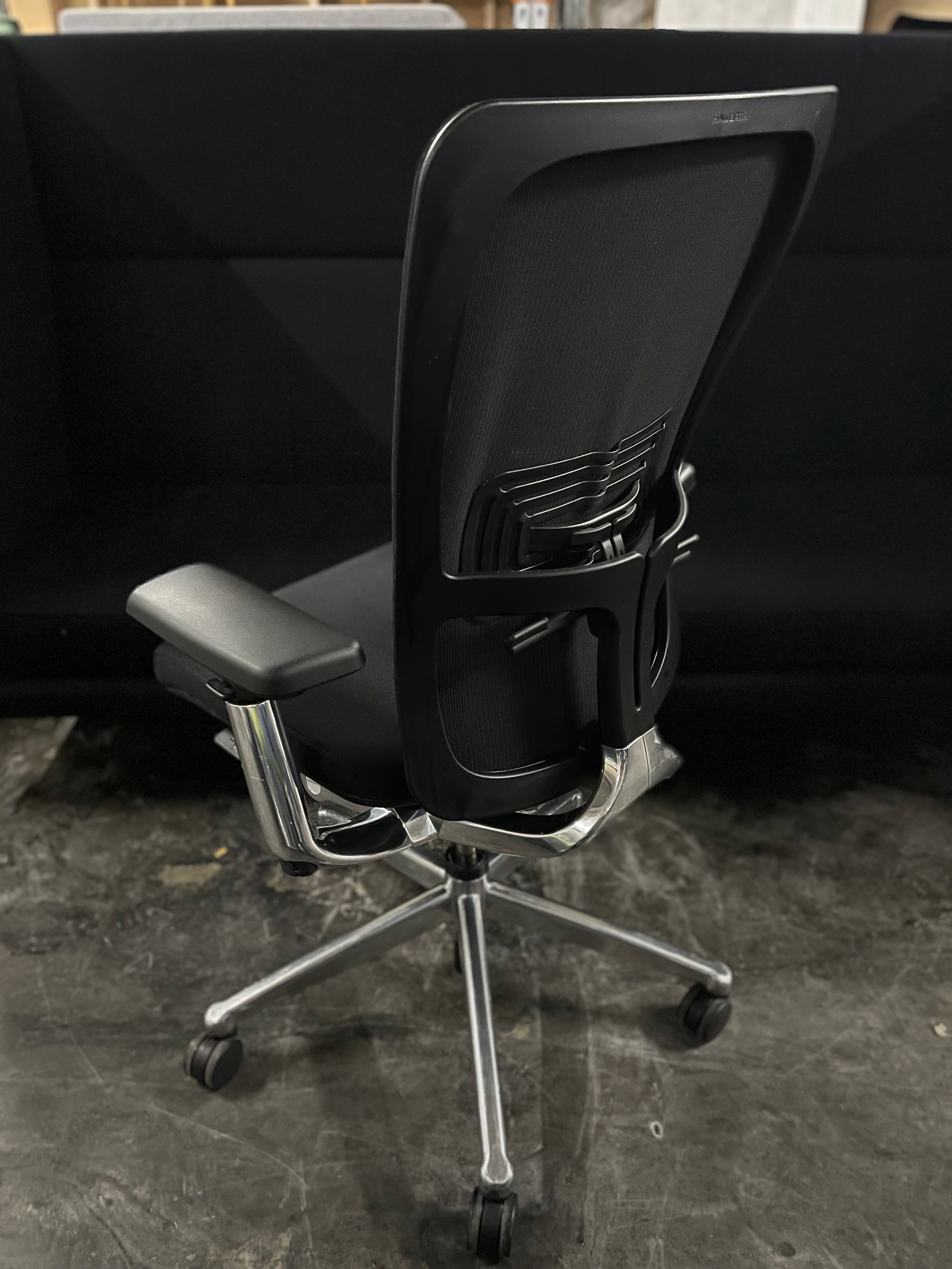 Haworth ZODY ergonomic office chairs Refurbished w/ New Parts Arms Lumber Pad