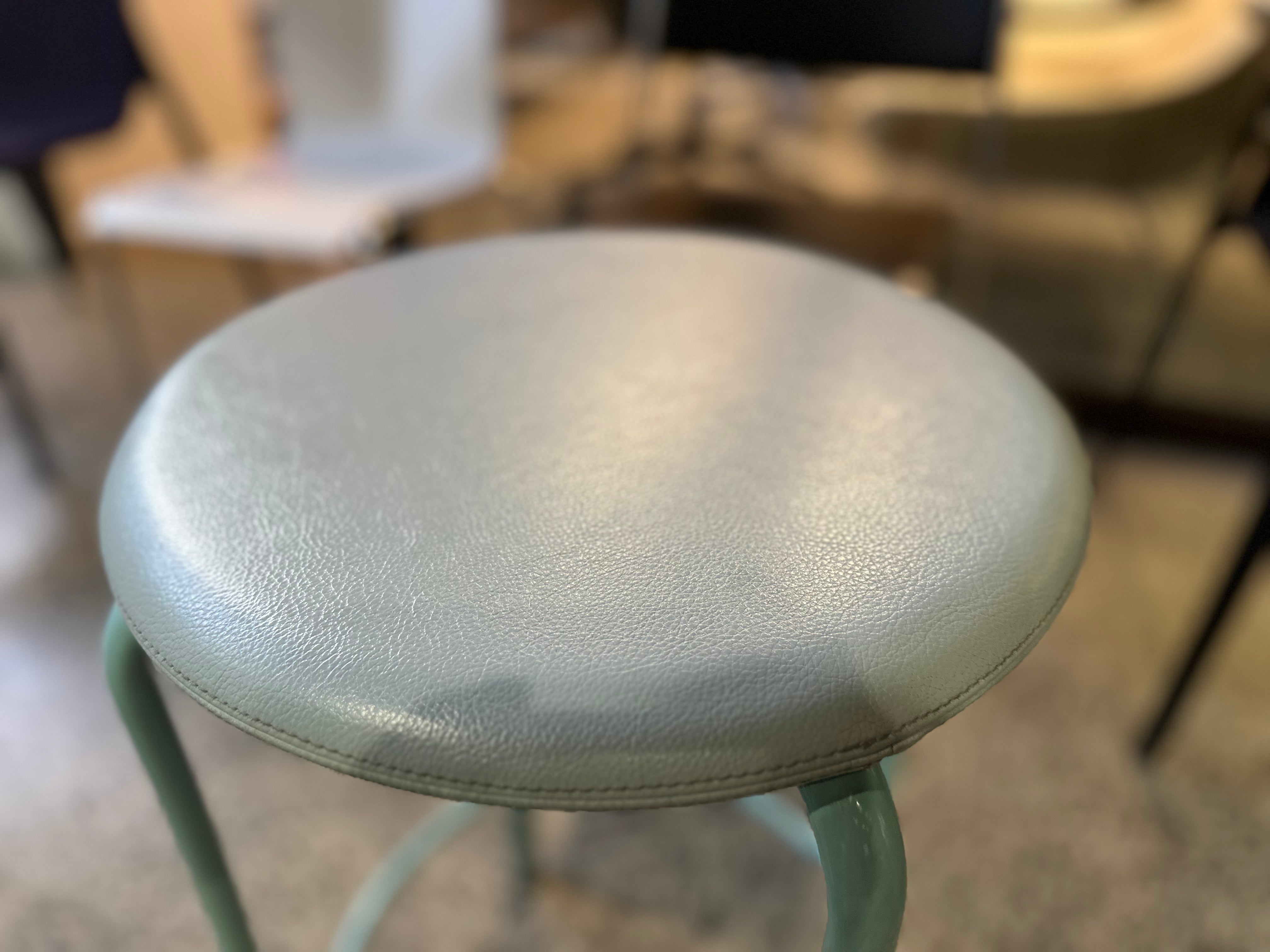 Frisbee Stool designed by Christian Halleröd for Kinnarps I Made in Sweden