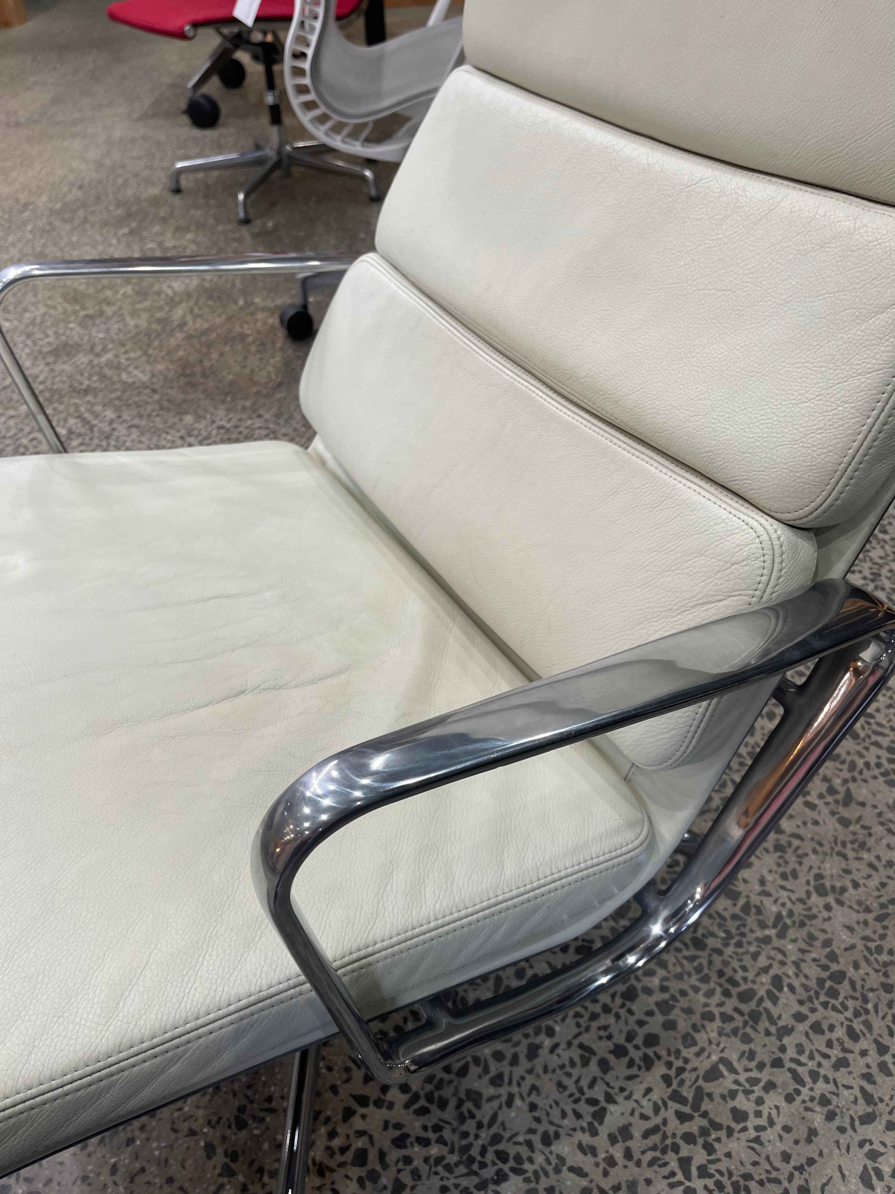 Eames Softpad Reclining Armchair EA222 Charles & Ray Eames 1969 MCM Authentic Made in Norway
