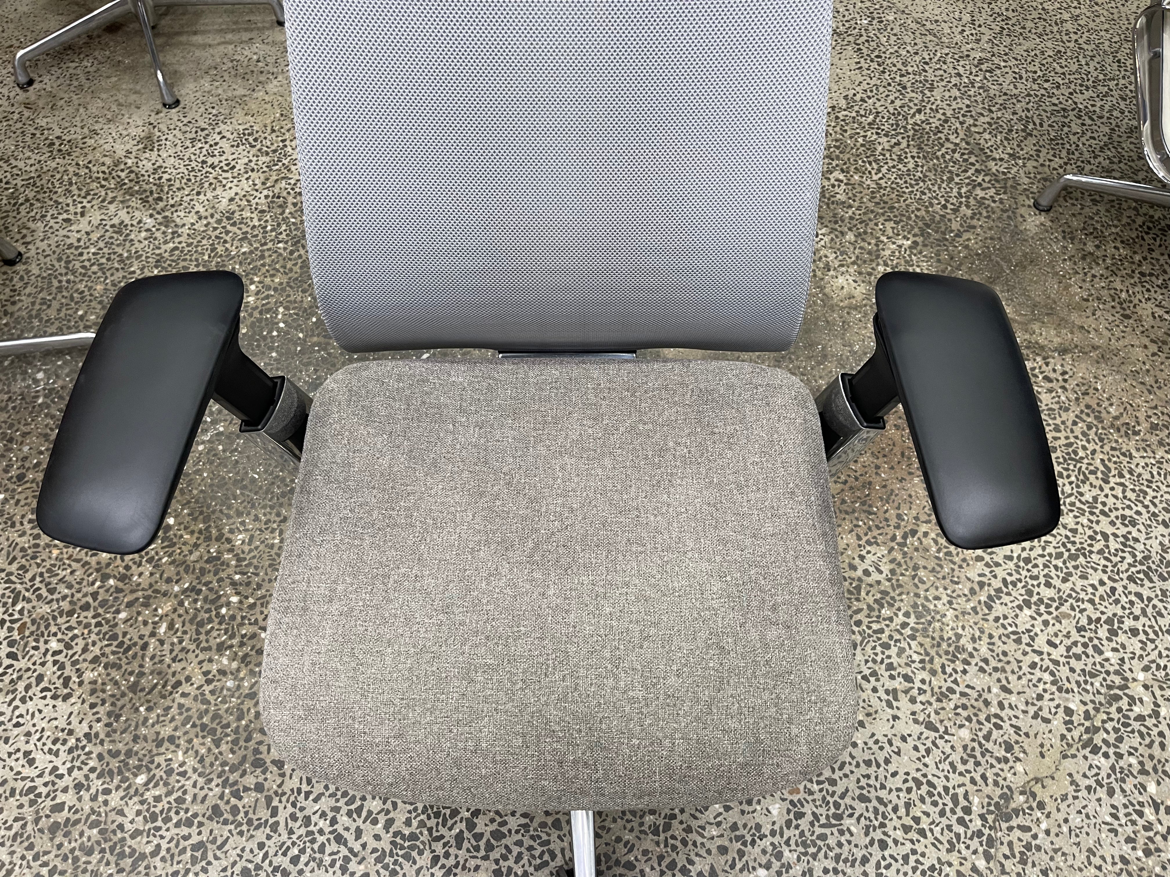 Haworth FERN Ergonomic Chair w/ Danish KVADRAT Wool Seat